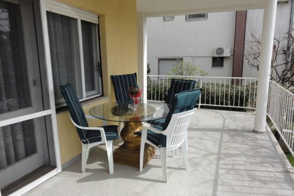 Apartman Croatia Borik Big Family With Garden View Number 6 *