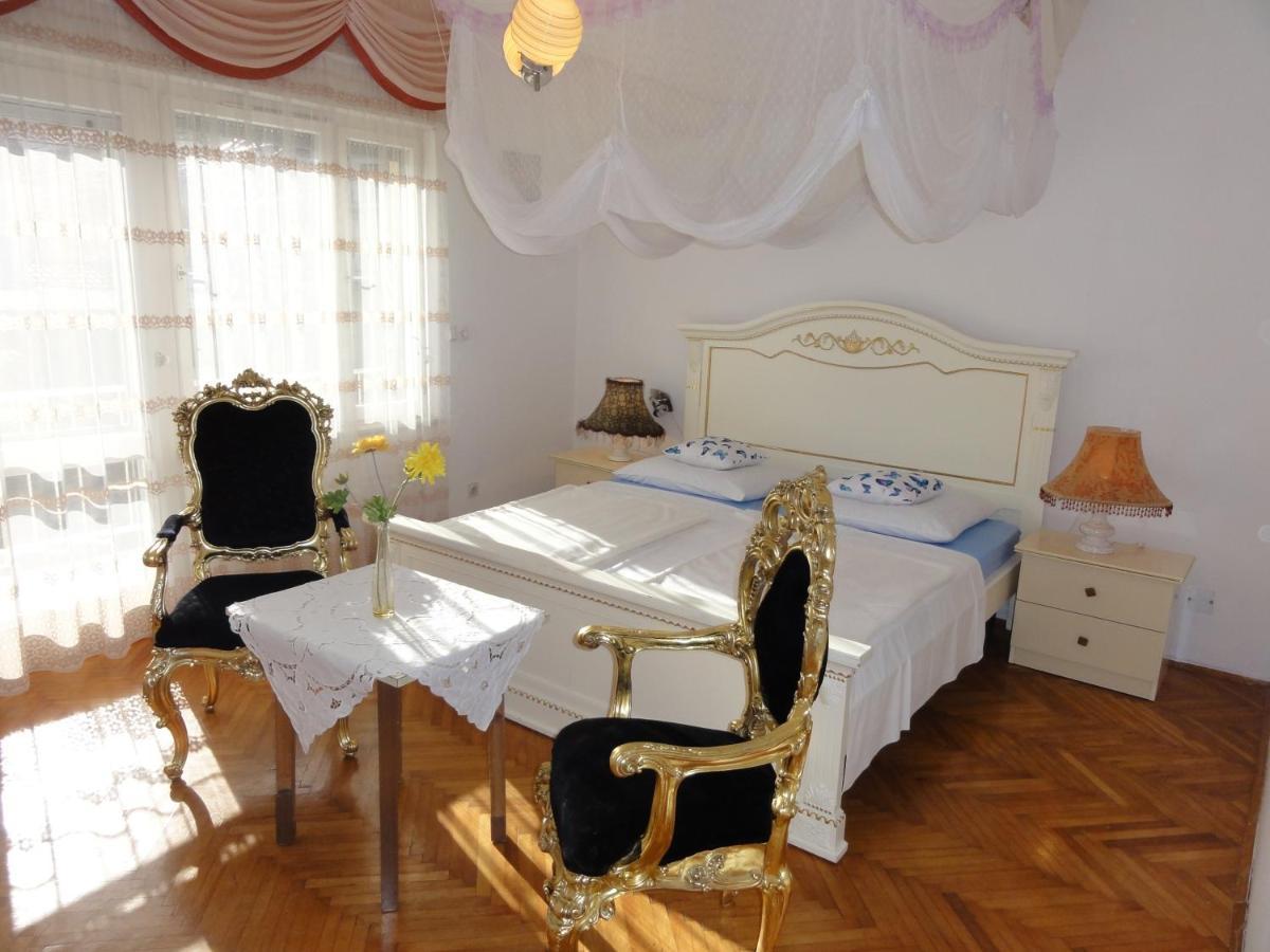 Apartman Croatia Borik Big Family With Garden View Number 6 Zadar